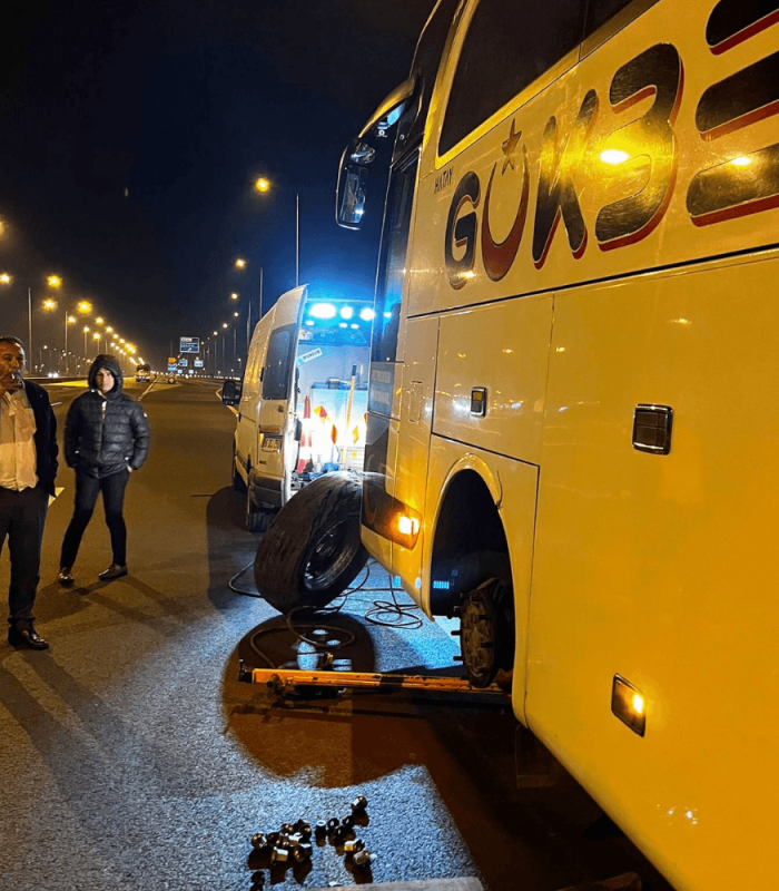 kazan-saray-oto-lastik-tamirci-yol-yardim (14) kazan-saray-oto-lastik-tamirci-yol-yardim (14)